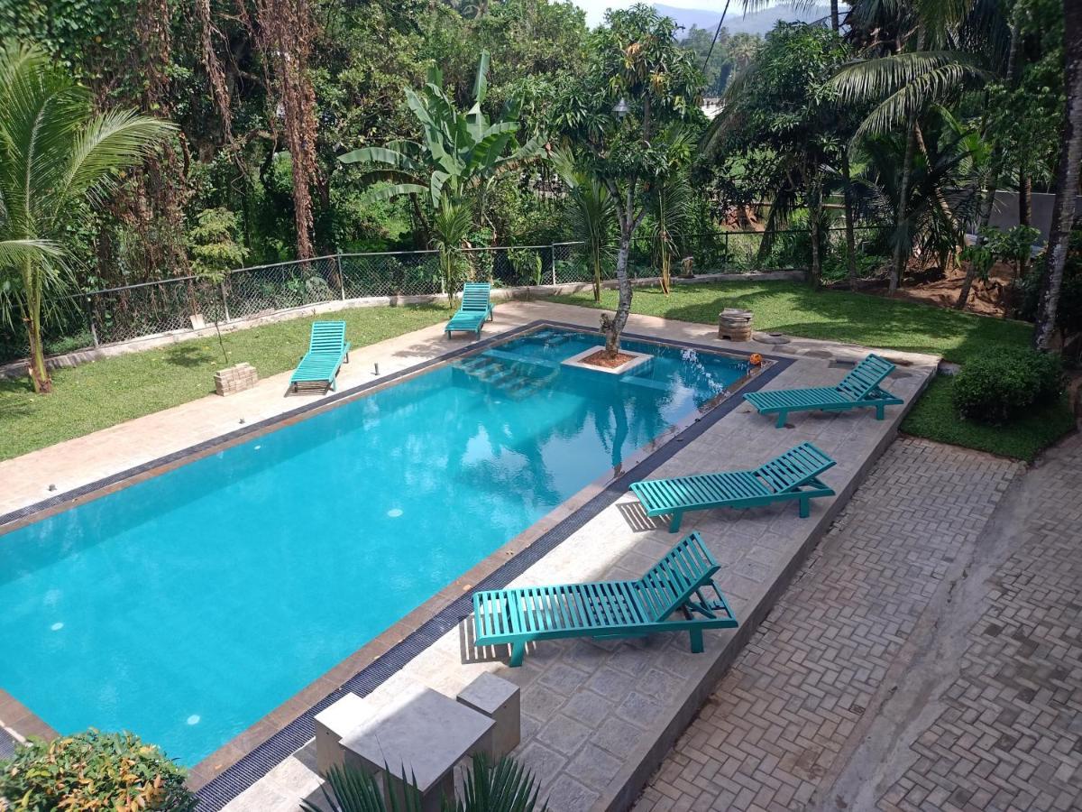 French Garden แคนดี้ ภายนอก รูปภาพ